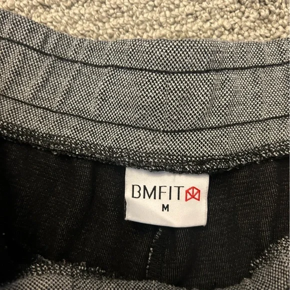 Men’s raw gear grey shorts size M - Picture 3 of 3